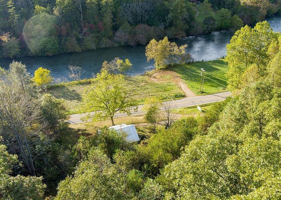 Riverside Relaxer W/Hot Tub+Fire Pit +Wifi & View Franklin Eksteriør bilde