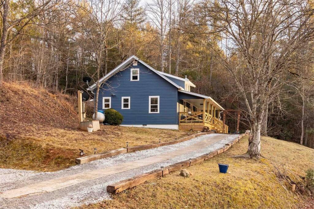 Riverside Relaxer W/Hot Tub+Fire Pit +Wifi & View Franklin Eksteriør bilde