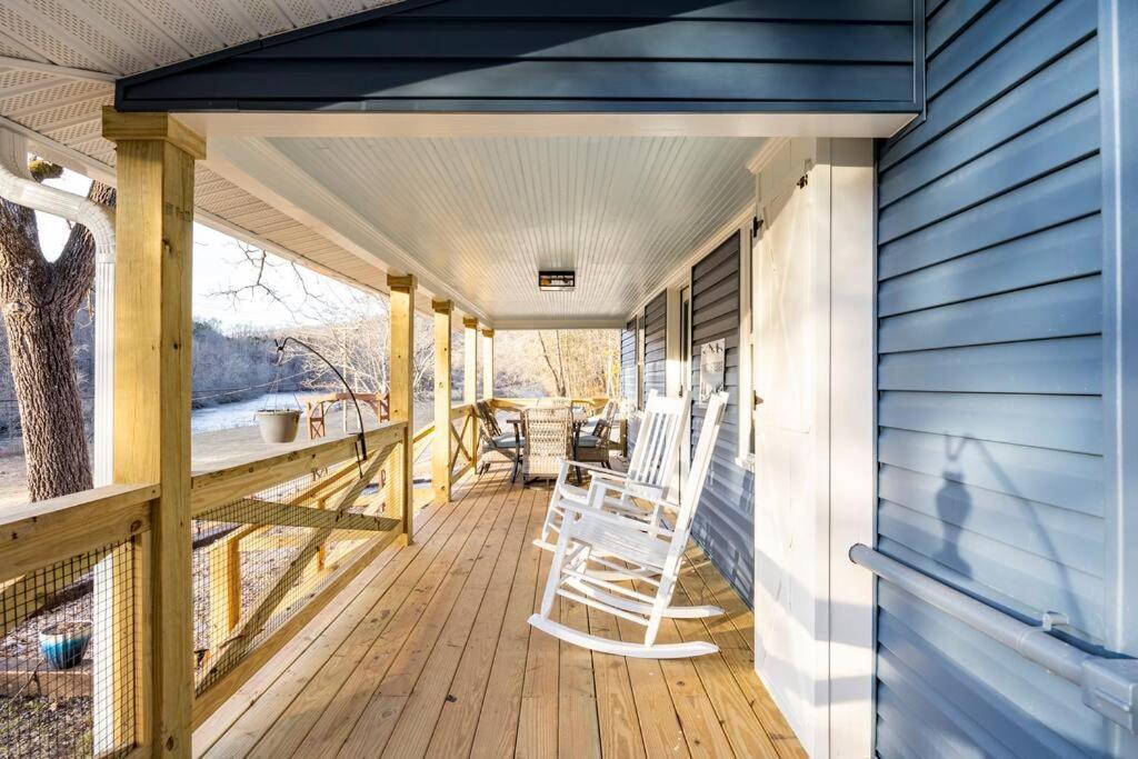 Riverside Relaxer W/Hot Tub+Fire Pit +Wifi & View Franklin Eksteriør bilde