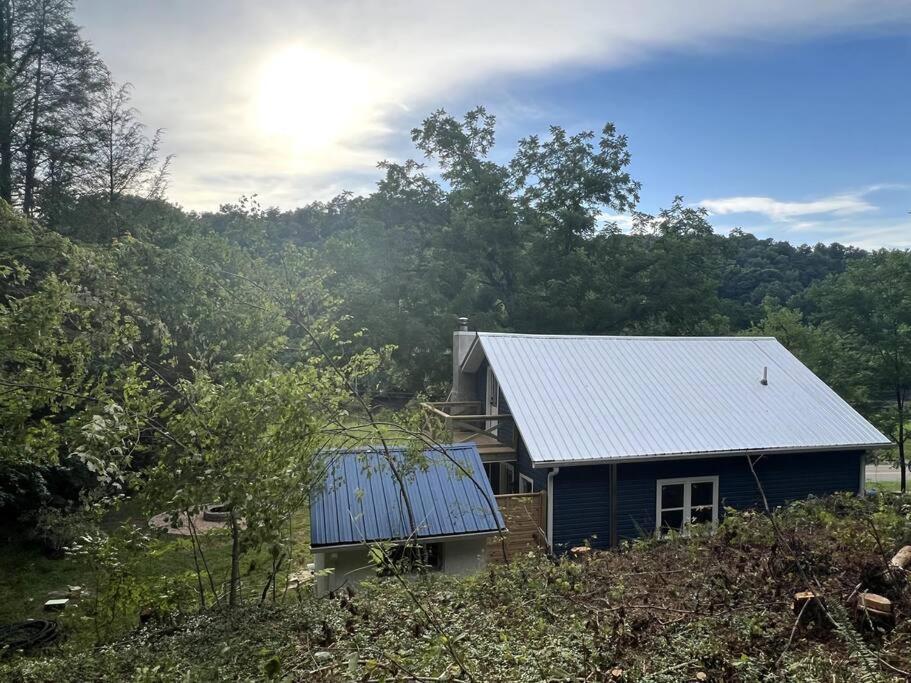 Riverside Relaxer W/Hot Tub+Fire Pit +Wifi & View Franklin Eksteriør bilde