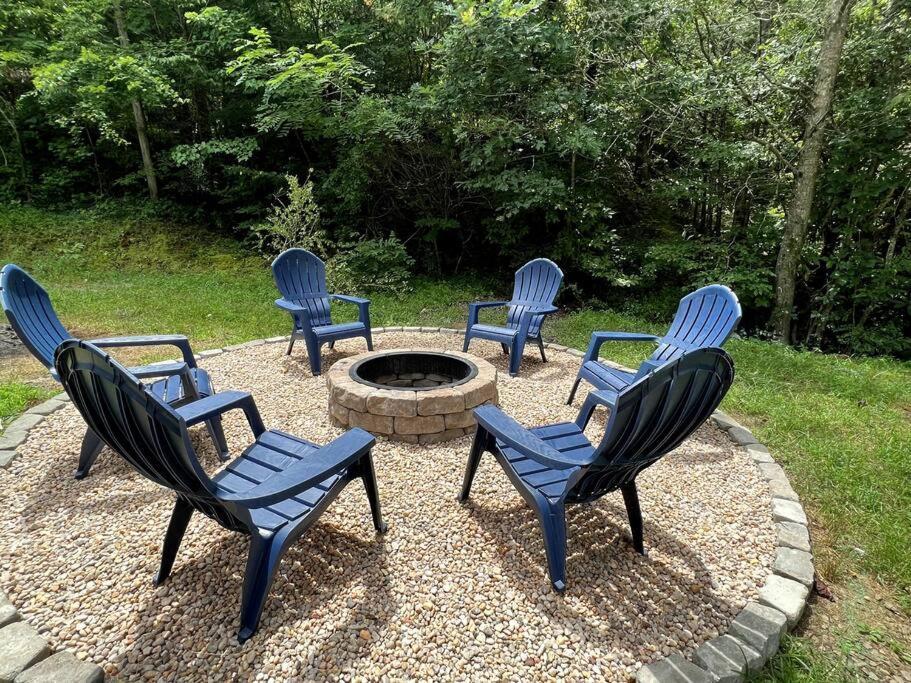 Riverside Relaxer W/Hot Tub+Fire Pit +Wifi & View Franklin Eksteriør bilde