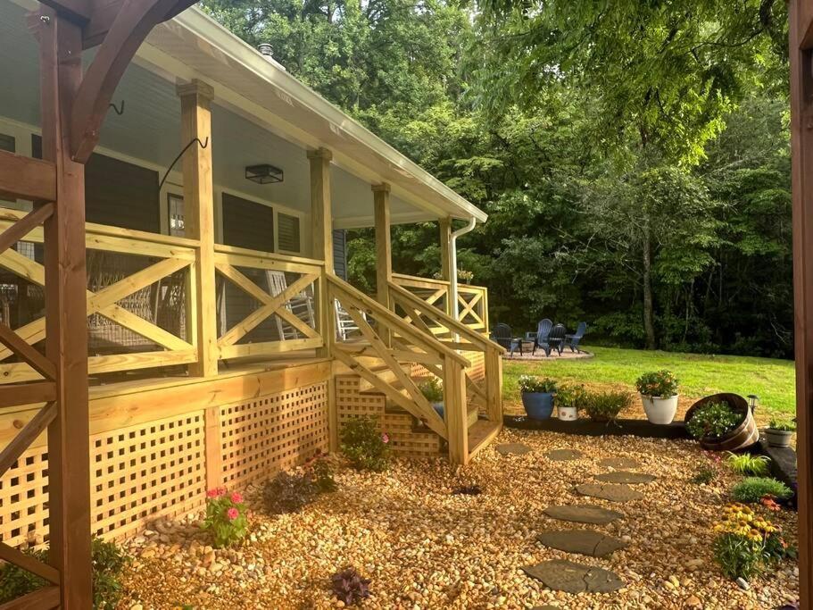 Riverside Relaxer W/Hot Tub+Fire Pit +Wifi & View Franklin Eksteriør bilde